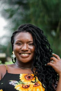 coiffure-inspiration-cheveu-crepu-boucle-vanille-twist-locs